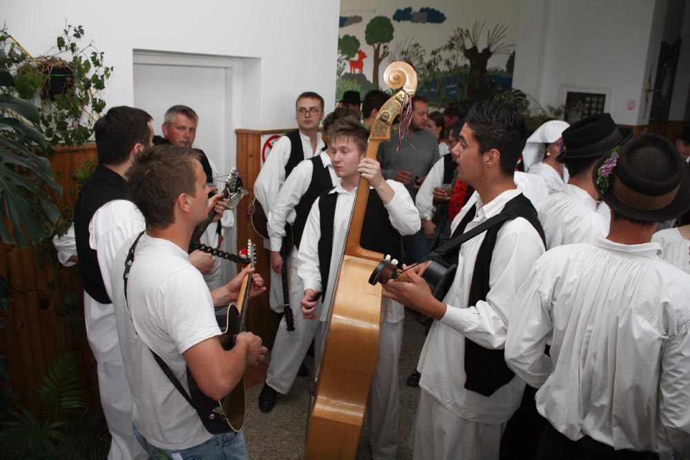 Večer folklora u Glogovcu 2013.