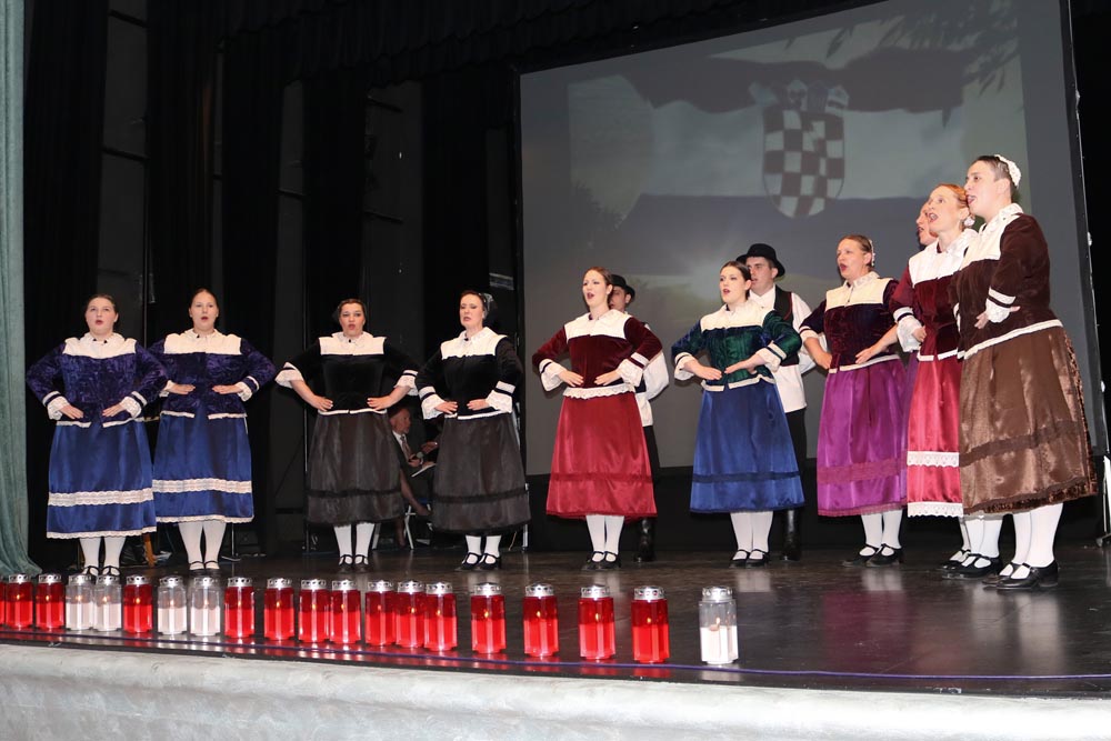 Održana glazbeno-scenska predstava pod nazivom ‘Bitka za Vukovar- Kako smo branili grad i Hrvatsku’