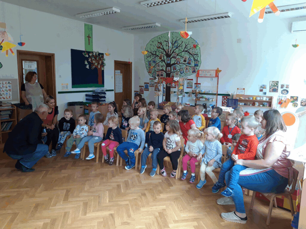 „Potočići“ na predstavi „Koprivko spašava planetu“