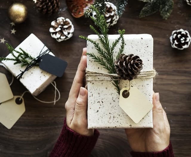 Odluka o isplati novčanog Božićnog dara osobama starijim od 60 godina